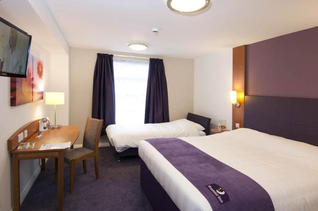 Premier Inn Stratford Upon Avon Waterways Bilik gambar